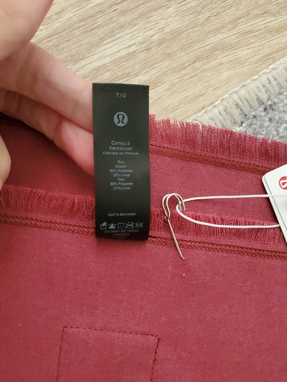 NWT Lululemon Wool-Blend Scarf Wrap Heathered Mulled Wine